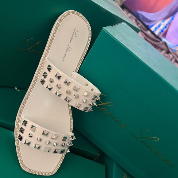 Lauren Lorraine Studley White Sandles - Picture 1 of 1